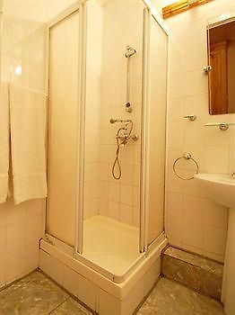 Hôtel Malika à Tachkent Extérieur photo